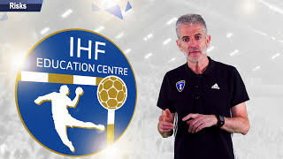 7 field players — New tactical possibilities | Rule explanation | IHF Education Centre