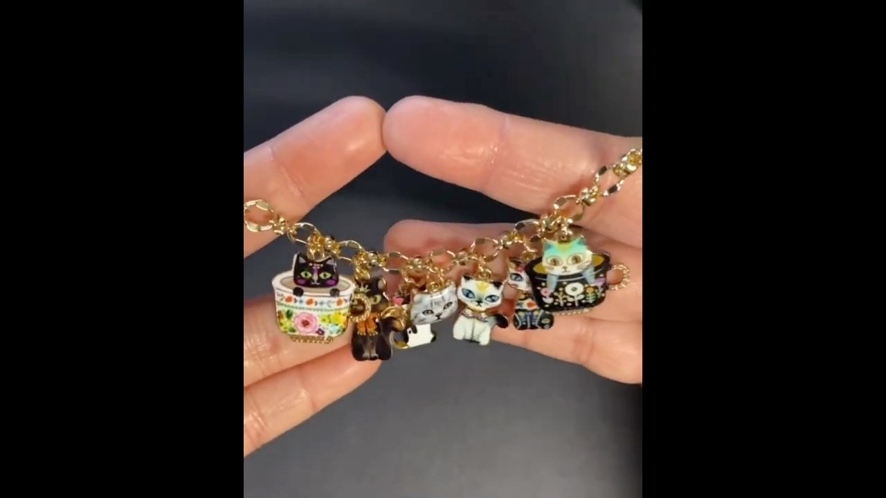 Cat Kitty Charm Bracelet 