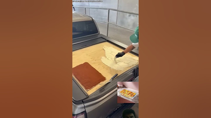 hidden Rectangular Tray cake (🎥 @Foodp•rn @Roger Roger Deli. @StreetArtGlobe )