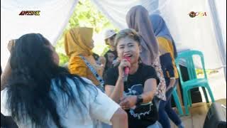 KARMILA - TIEN AGUSTIN // KOPLO DUT ANTINK