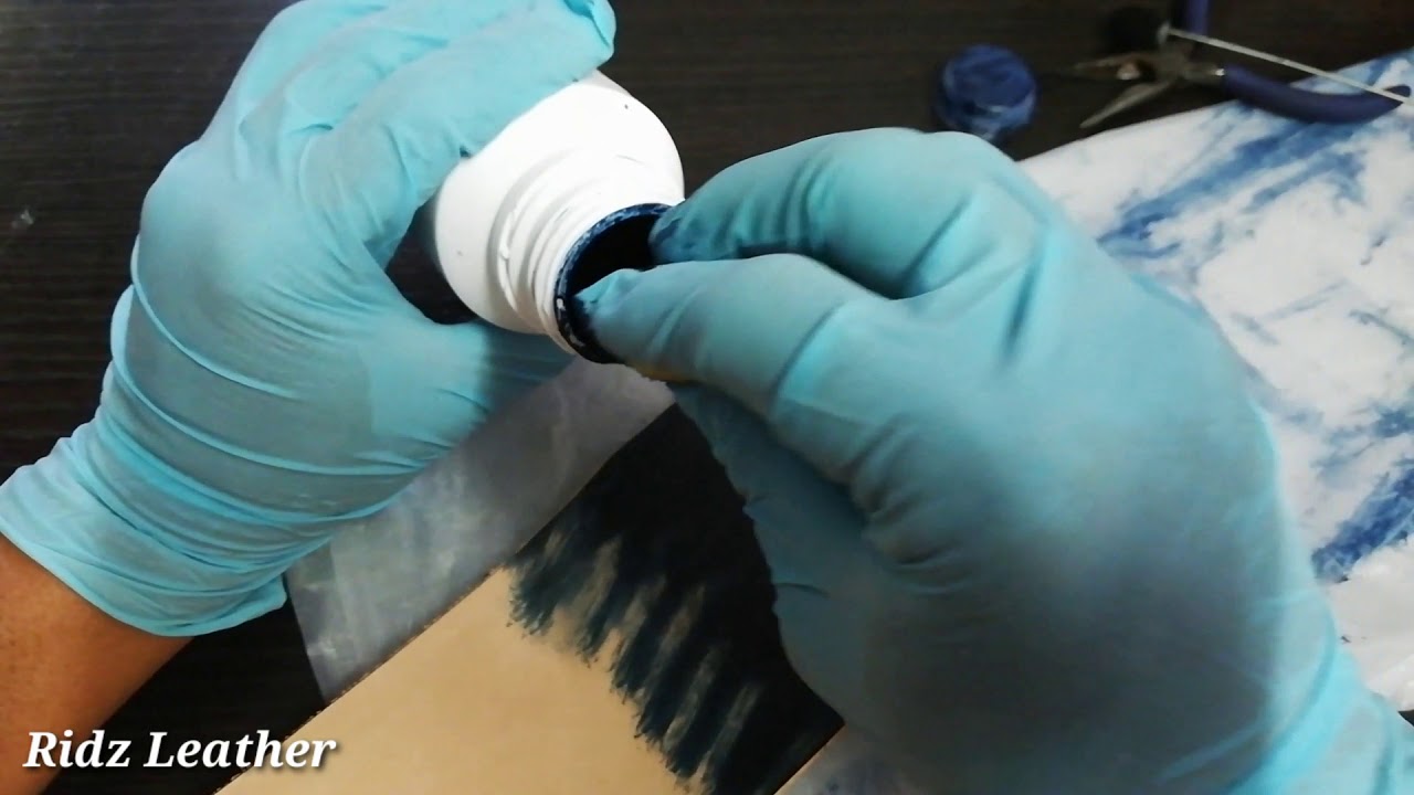 How to dye Leather Alcohol Dye Hand Dye YouTube