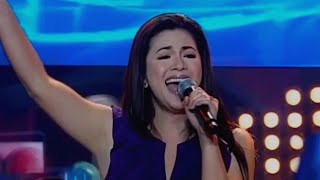 Regine Velasquez - It's Christmas All Over The World (2009)