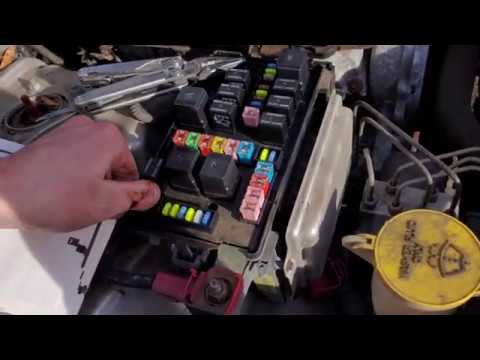 2005 Chrysler 300 Tail Light Fuse Location