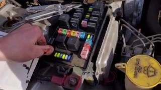 2006 Chrysler 300 Tailight Bulb Replacement, Parking Bulb Fuse & Relay