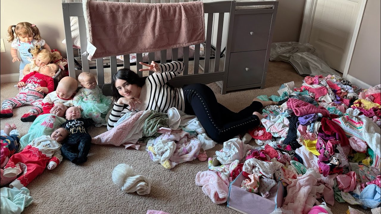 24 HORAS EN EL *NUEVO* CUARTO DE MIS BEBÉS REBORN ORGANIZADO Y CAMBIADO A MIS 17 REBORNS