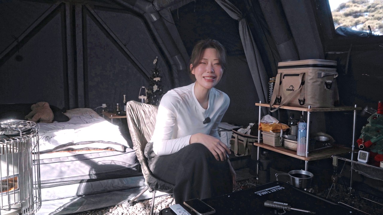 Я построил свою собственную виллу на вершине горы, на высоте 500 метров над уровнем моря 🏕️