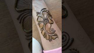 easy &amp; beautiful mehndi design #mehndi #mehndidesign #heenadesign #latestdesign #shorts