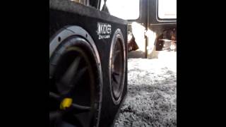 89 Xf Two 12 Kicker And 1600 Watt Boss Amp