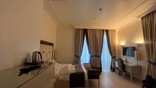 ASMR: hotel room tours in Italy (soft spoken voiceover)
