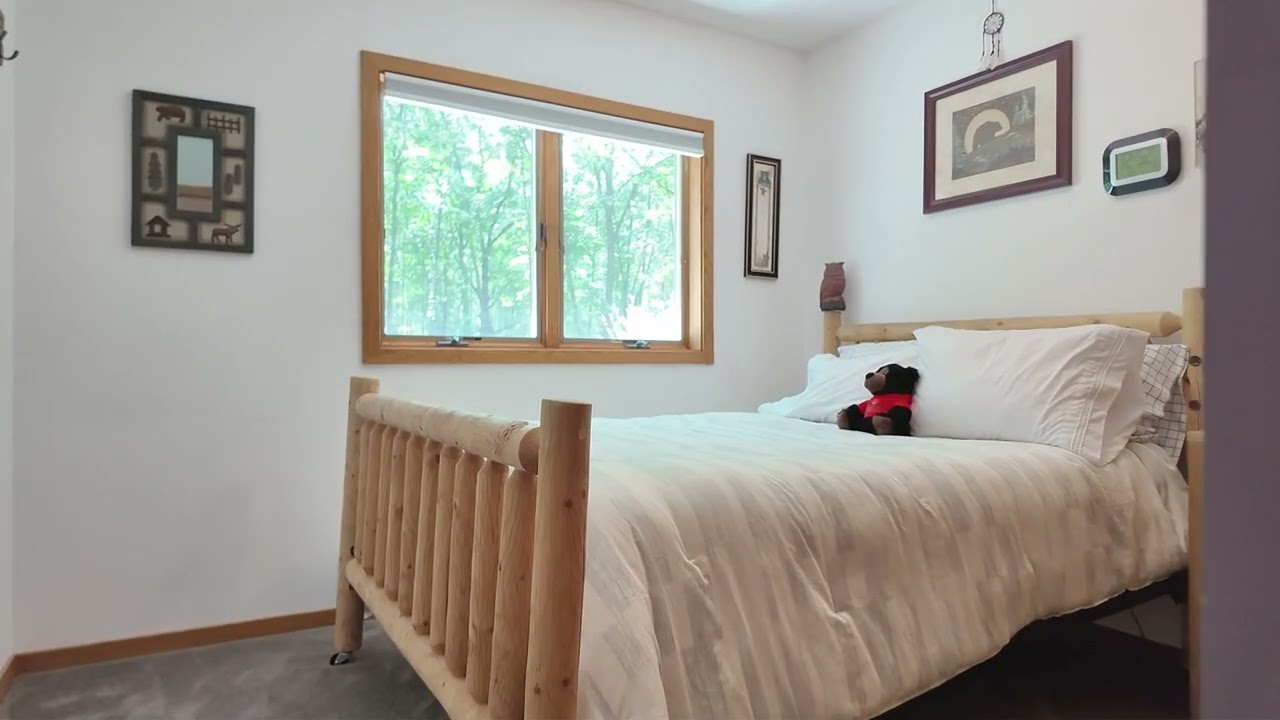 3900 Dursum Ave NE Ada MI