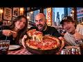 Assaggio la pizza più STRANA d'AMERICA con i fan!