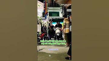NS Quyền Linh Một Mình Đi Xe Máy Đến Viếng Tang Lễ NSUT Ngọc Trinh #ngoctrinh #shorts #shortvideo