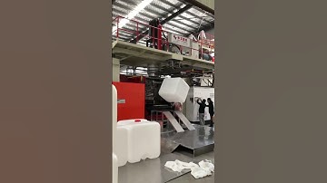 330 gallon IBC tank 3 layer co extrusion blow molding machine #ibctank #coextrusion