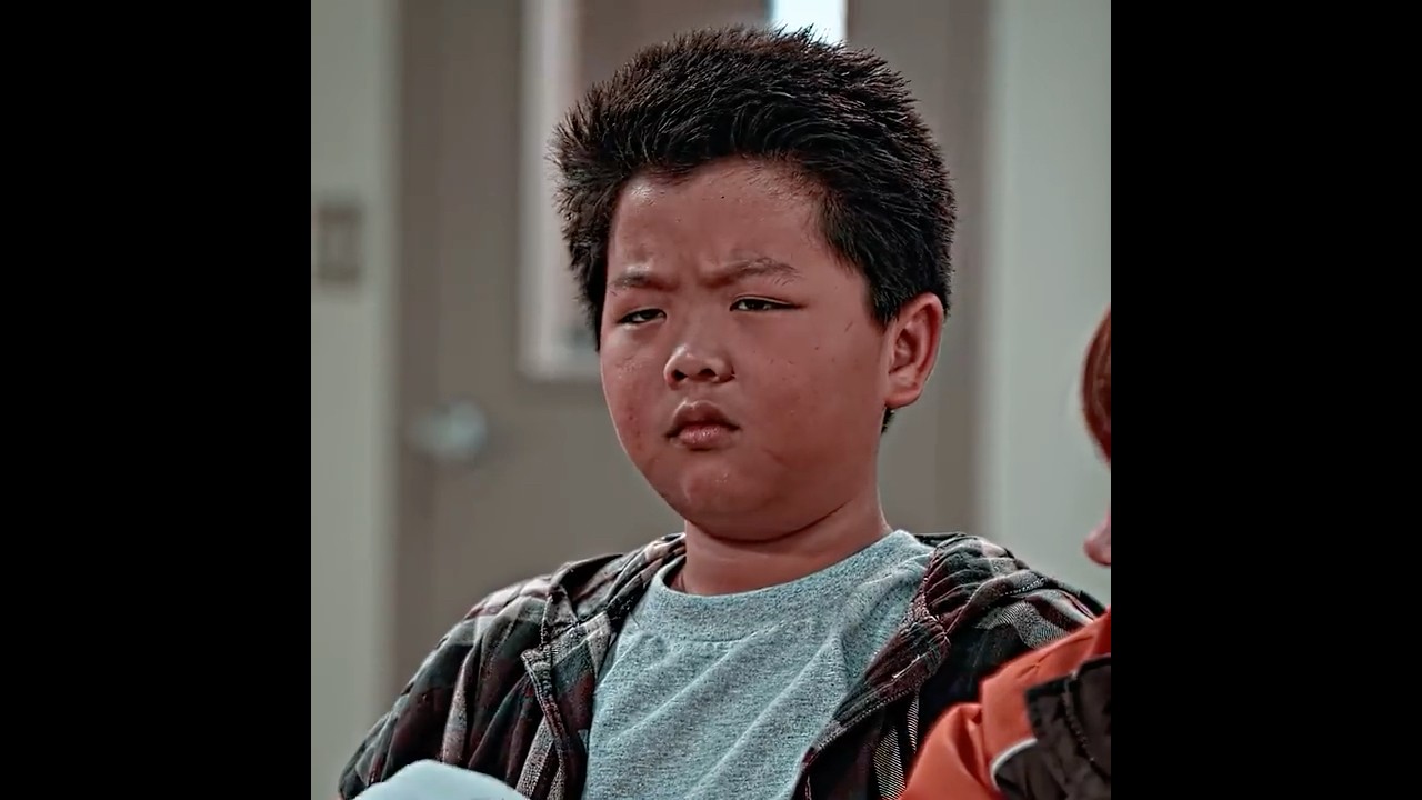 👧👦《Fresh Off the Boat》 I don't know who my girlfriend is.#edit #shorts