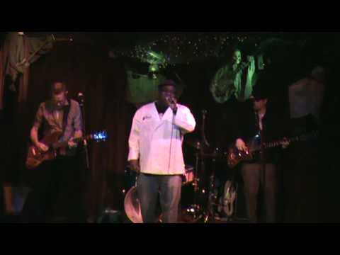 Barrence Whitfield and The Monkey Hips perform STR...