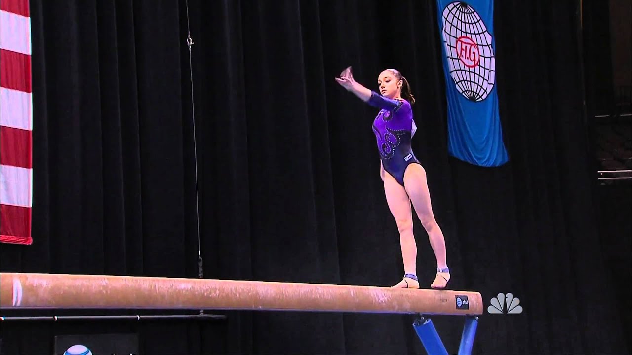 Gymnast Aliya Mustafina Olympic Gold Medalist Wears The Tuli S Cheetahs For Added Heel Support On The Beam At The 201 Aliya Mustafina Gymnastics Heel Support