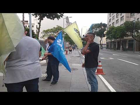 Manifestação em frente a sede da Justiça Federal do RJ contra decisão do marco aurelio 19dez2018