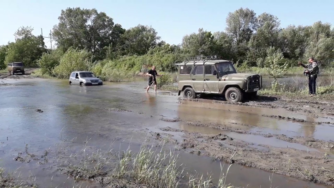 Вытаскиваем шеви ниву - YouTube
