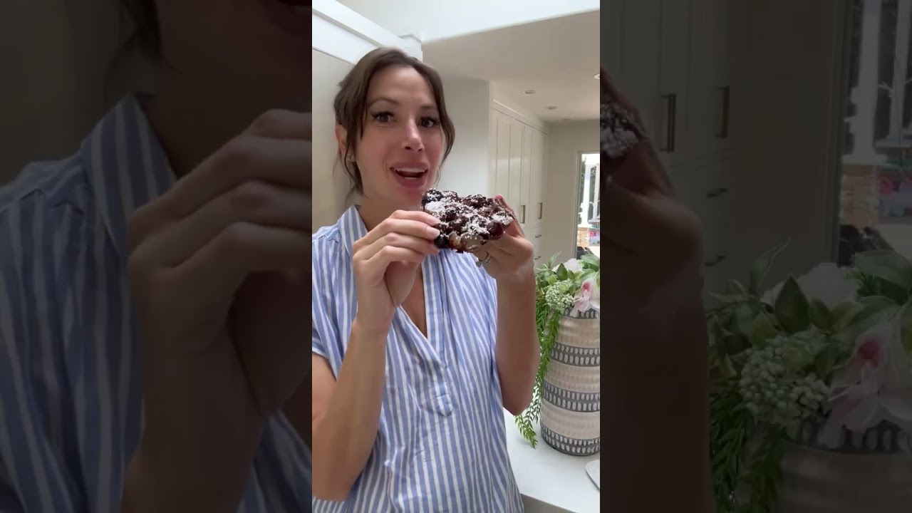 The Secret to the Ultimate Pregnancy Snack: 2-Ingredient Grape Bark