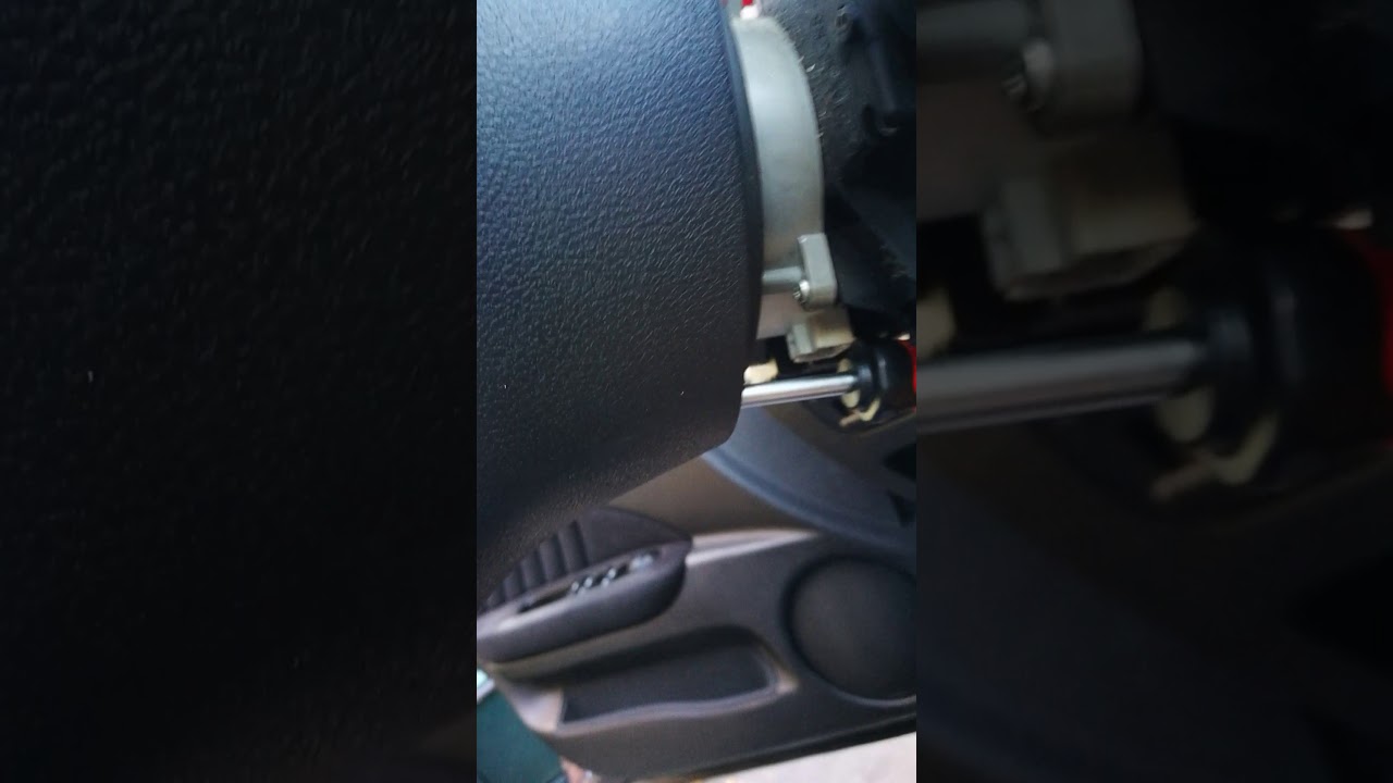 Alfa Romeo 159 steering wheel airbag removal DIY YouTube
