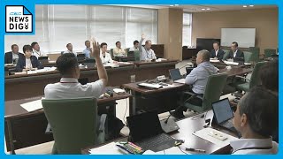 A proposal to limit smartphone use to two hours a day was passed in a city council committee meet...