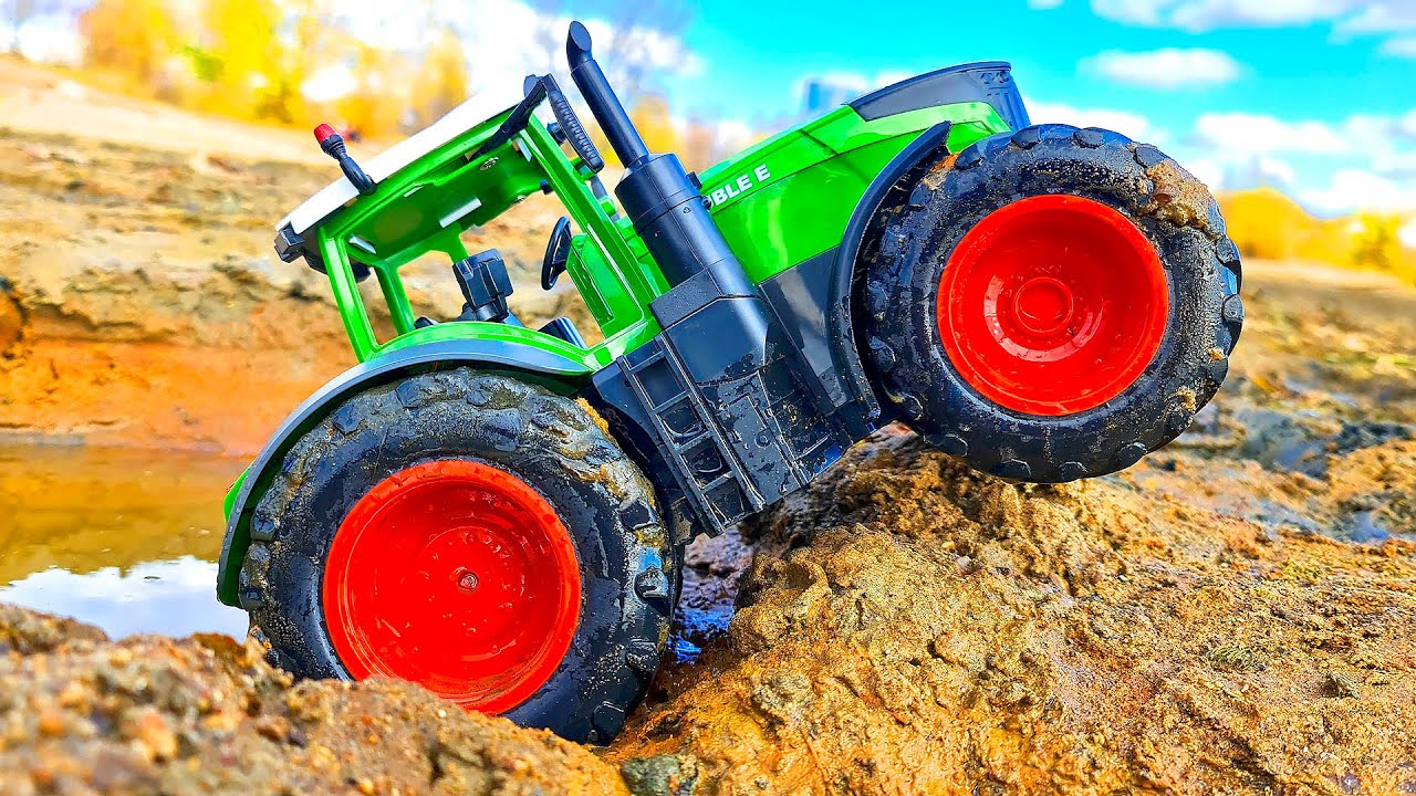 TRACTOR GETS STUCK! Toy TRACTOR Rescue RC CARS! YouTube