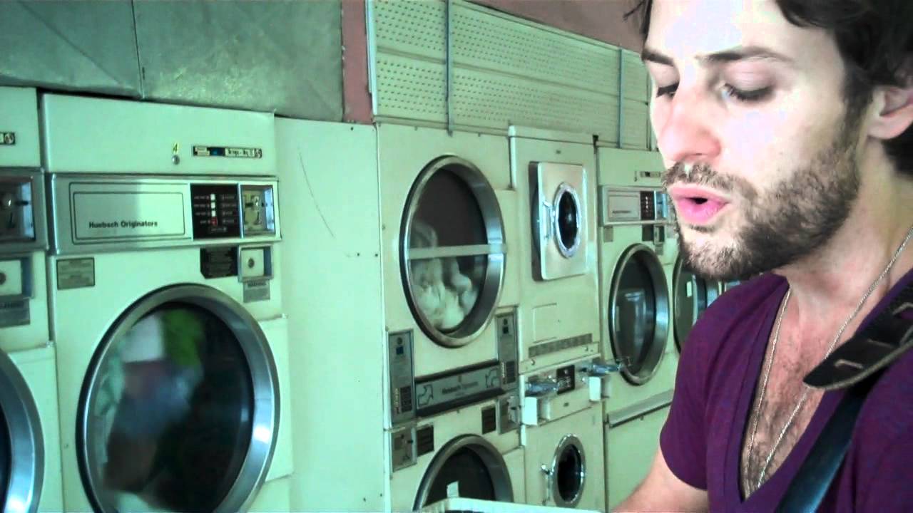 Adrian Glynn performs in Pinky Laundromat for DNTO