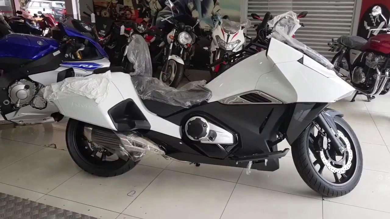 Honda NM4 Feet Forwards Power Cruiser Scooter 670cc Motorcycle Malaysia