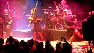 RED HOT CHILLI PIPERS EN XVI MEDIEVALES CORTEGANA