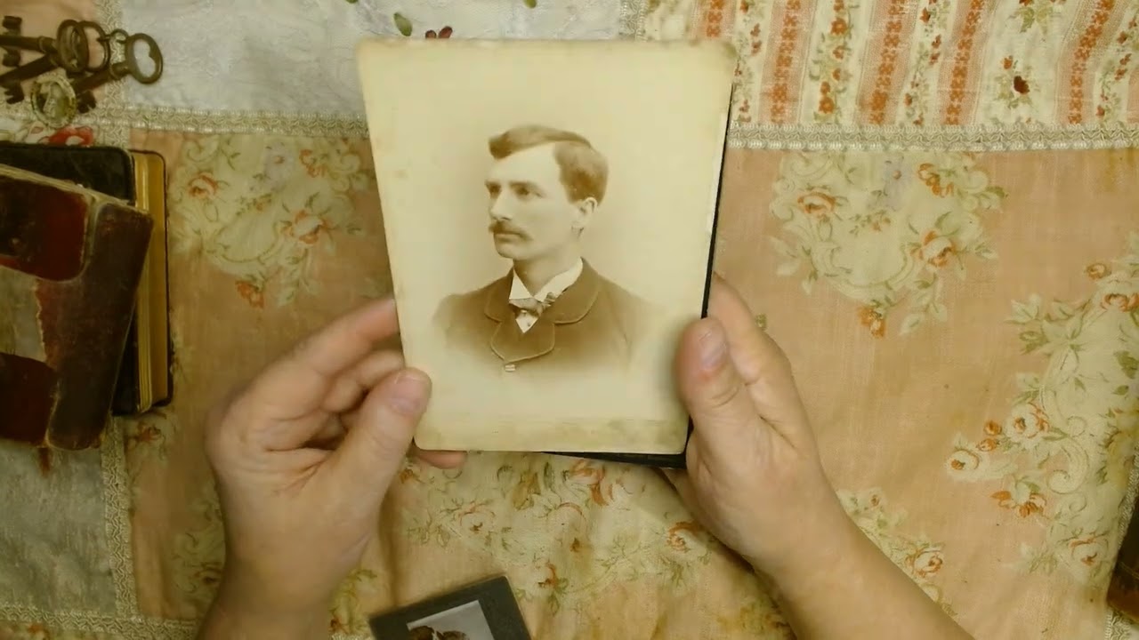 Jenny and I have been out causing thrifting mayhem- check out what followed me home!