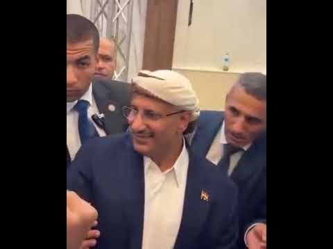 تواضع العميد طارق صالح