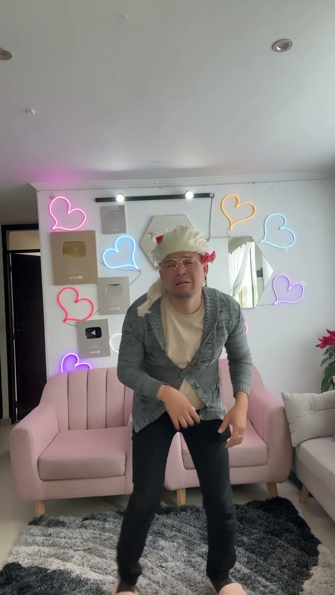 Con la pompa pa arriba #salsa #merengue #humor #cosasdefamilia #comedia #cosasdecasa #shortviral