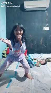 Tik tok anak kecil lucu-digiding tuyul