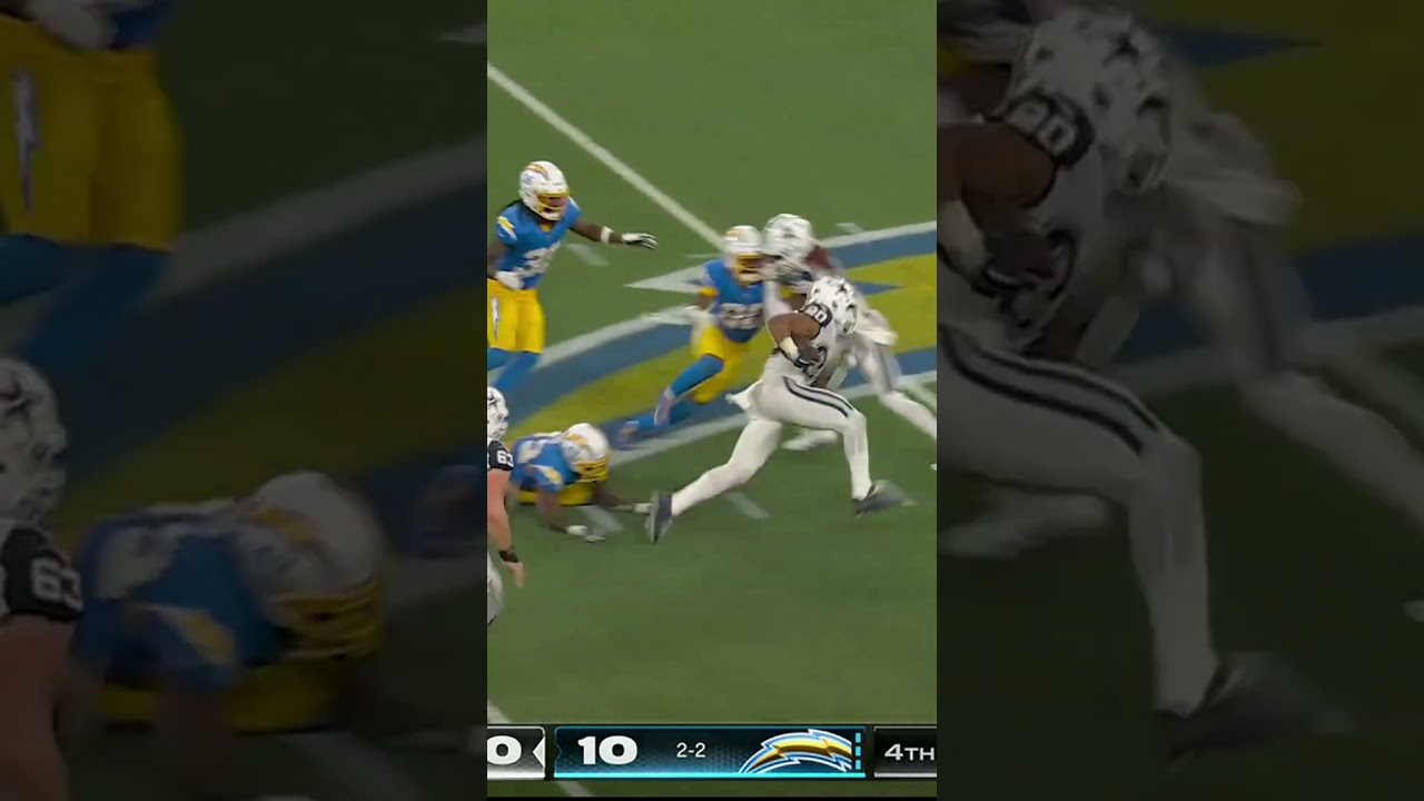 Tony Pollard With an Insane 61 Yard Run 