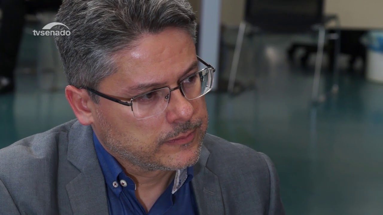 Alessandro Vieira em Primeiro Mandato  'Senado mais ativo para nova democracia do Brasil' - YouTube