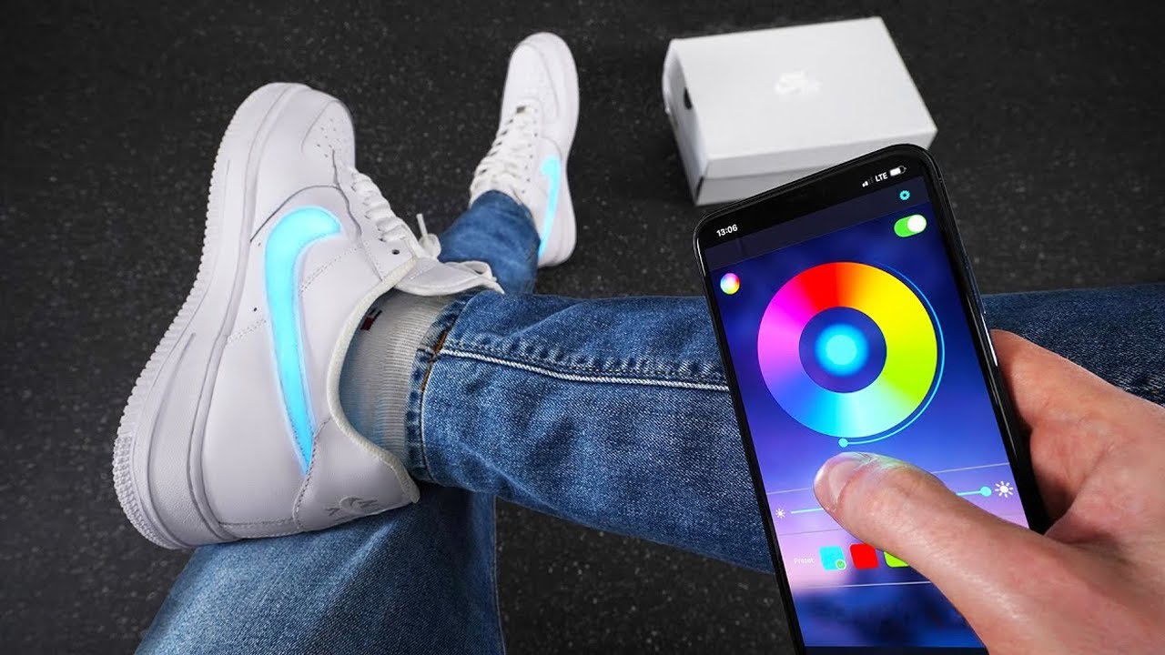 Кроссовки с rgb подсветкой. Классные кроссовки. Крутые кеды. Крутые вещи с алиэкспресс за 2000 рублей. Светящиеся кроссовки для детей.