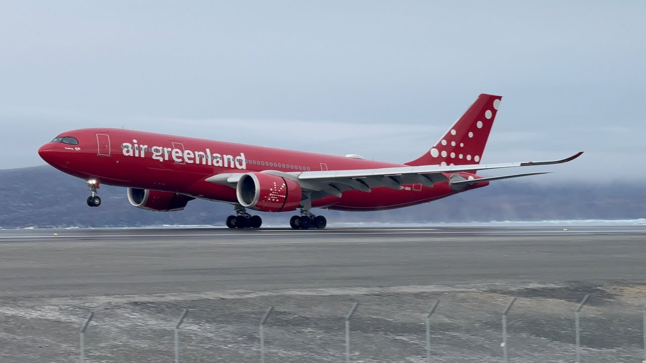 Air Greenland OY-GKN Airbus 330-800neo landing in Nuuk Airport 23/10-2025