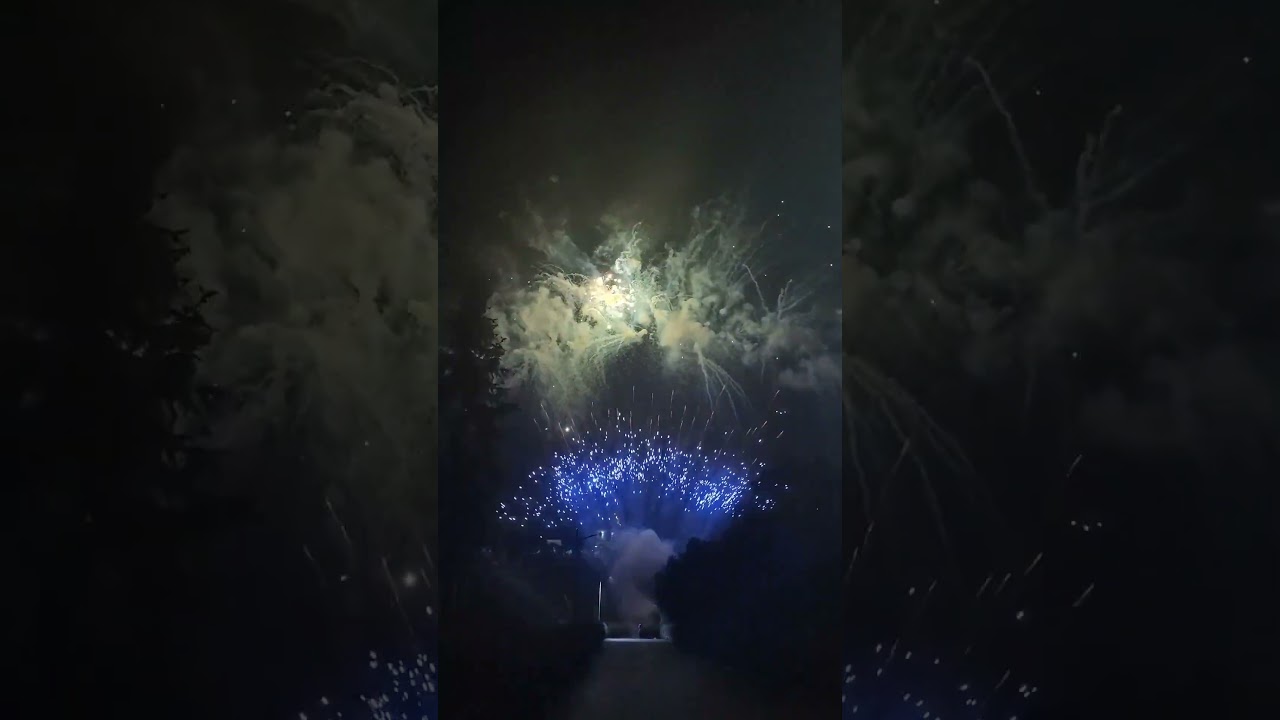 1.3g Red White Blue Cake