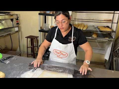 Mujeres emprendedoras impulsan panadería artesanal