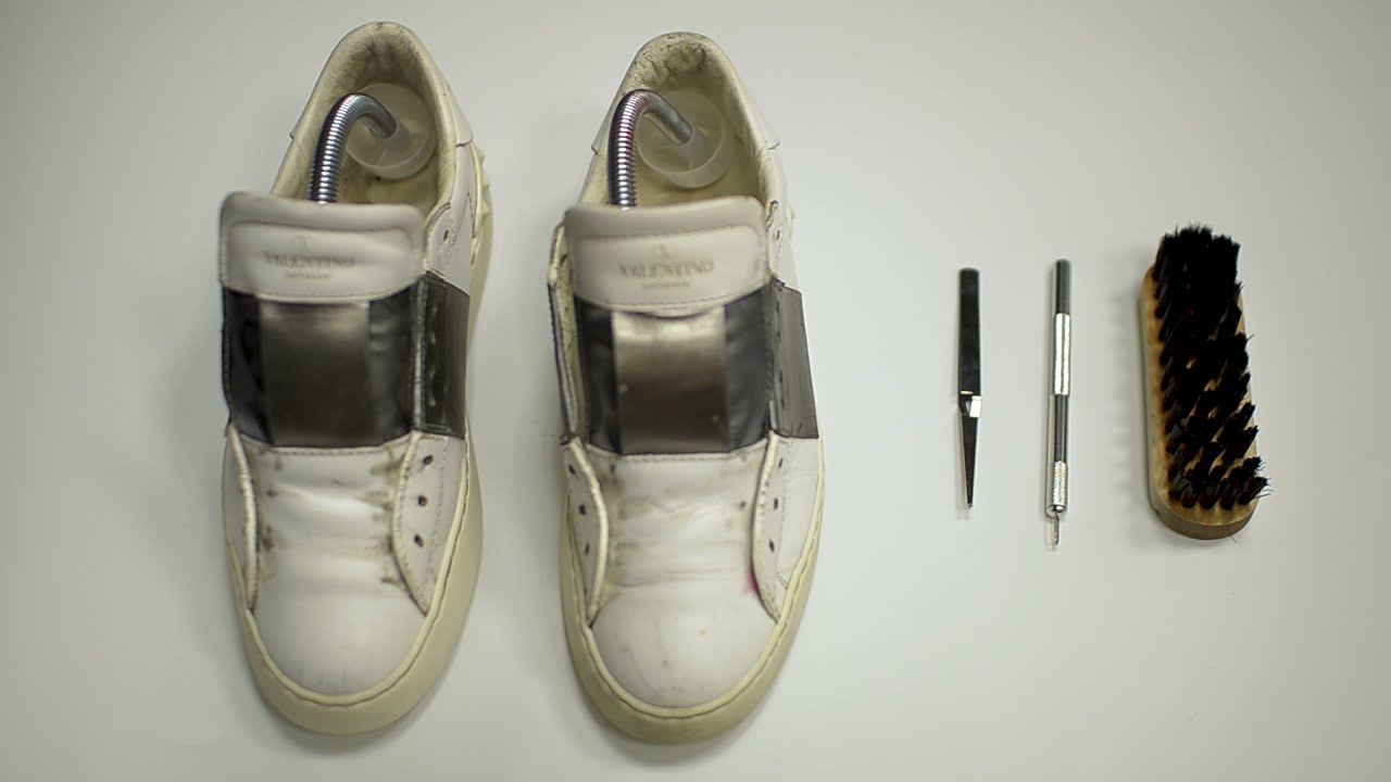 Clean & restore Valentino Rockstud sneaker's