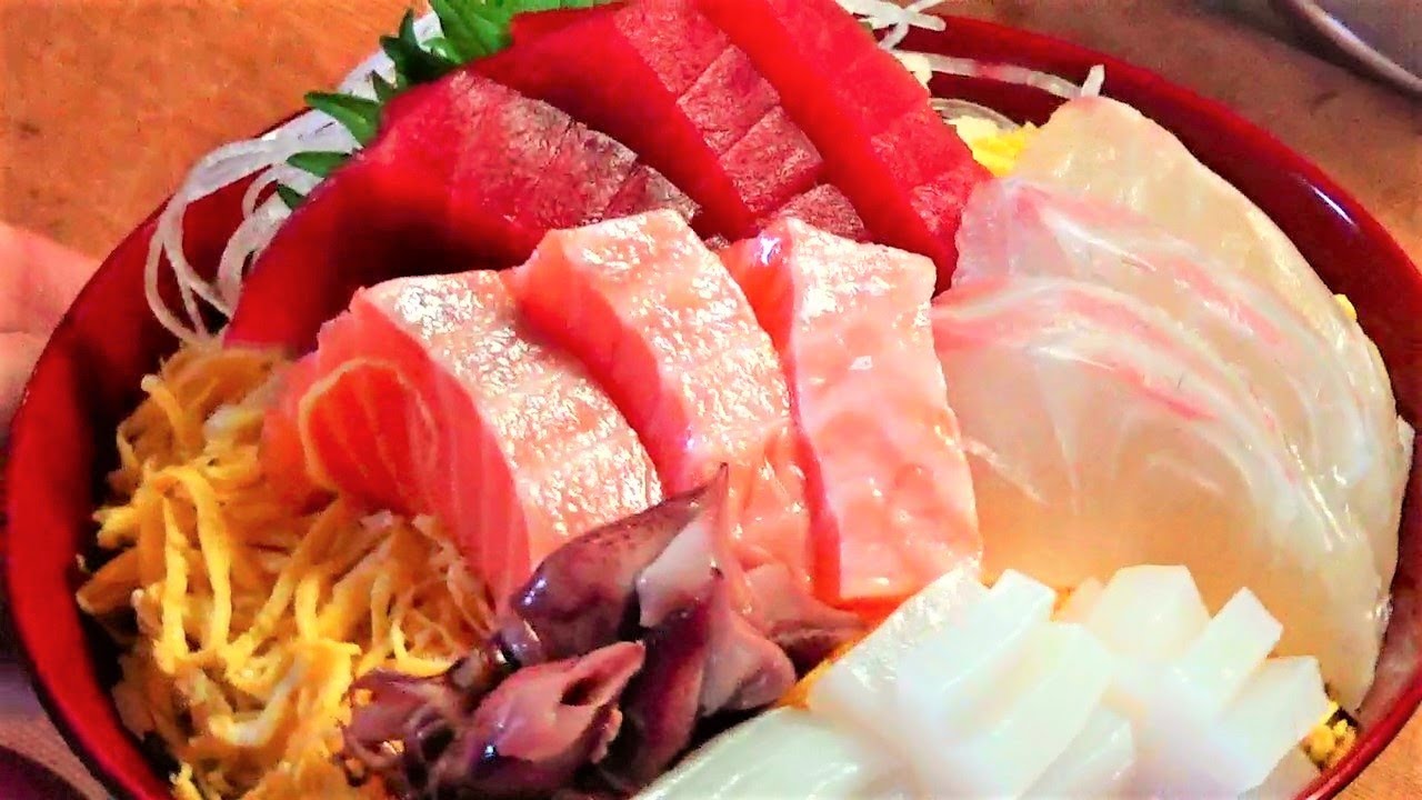 「海鮮丼」盛り付け方 作り方 ご家庭でも海鮮丼を作れます。 - YouTube