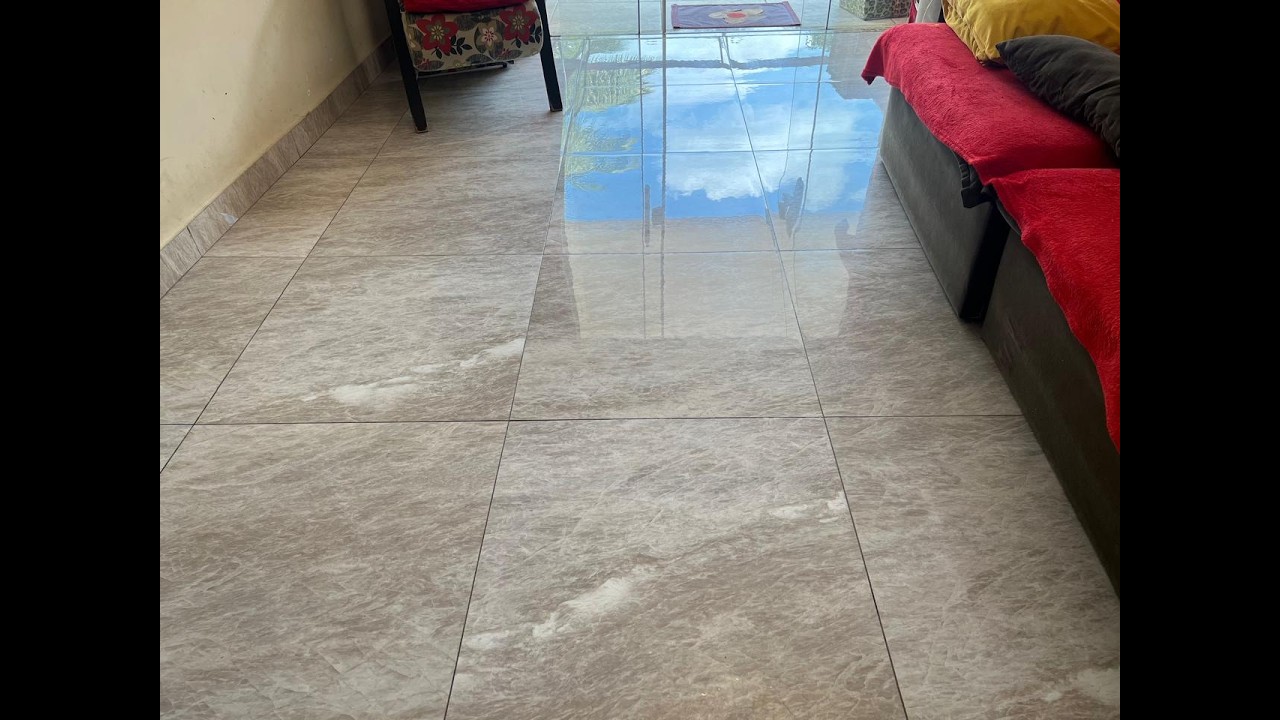 Como deixar PORCELANATO BRILHANDO COMO NOVO ✨ Misturinha Caseira que Funciona de Verdade!