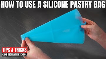 How to use a silicone pastry bag [ Cake Decorating For Beginners ]