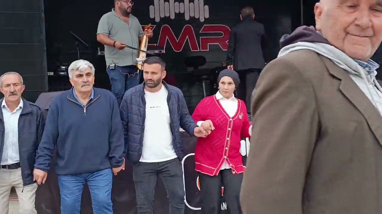 Kürtün demirciler köyü , özkan pekin eşliğinde , yusuf atanın düğünü.