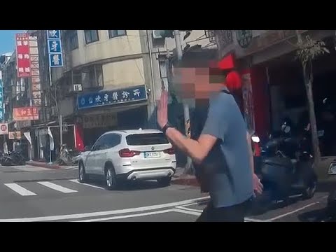 亂穿越馬路的行人