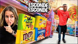 ESCONDE- ESCONDE EM UMA LOJA DE DOCES !!