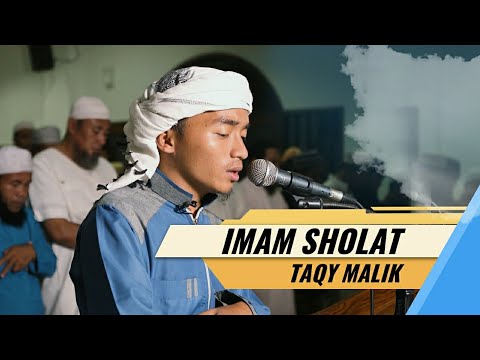 sholat-isya-berjamaah-di-masjid-an-nur-new-zealand-(taqy-malik)