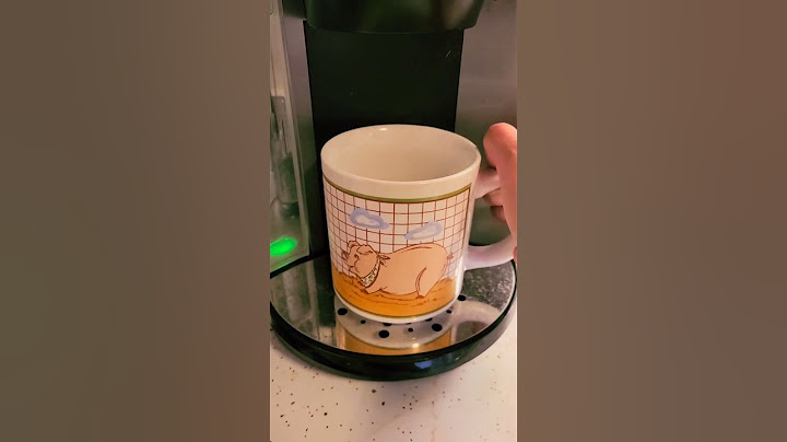 When creamer goes bad: vintage mug vibes #vintagestyle #eclectic #80s