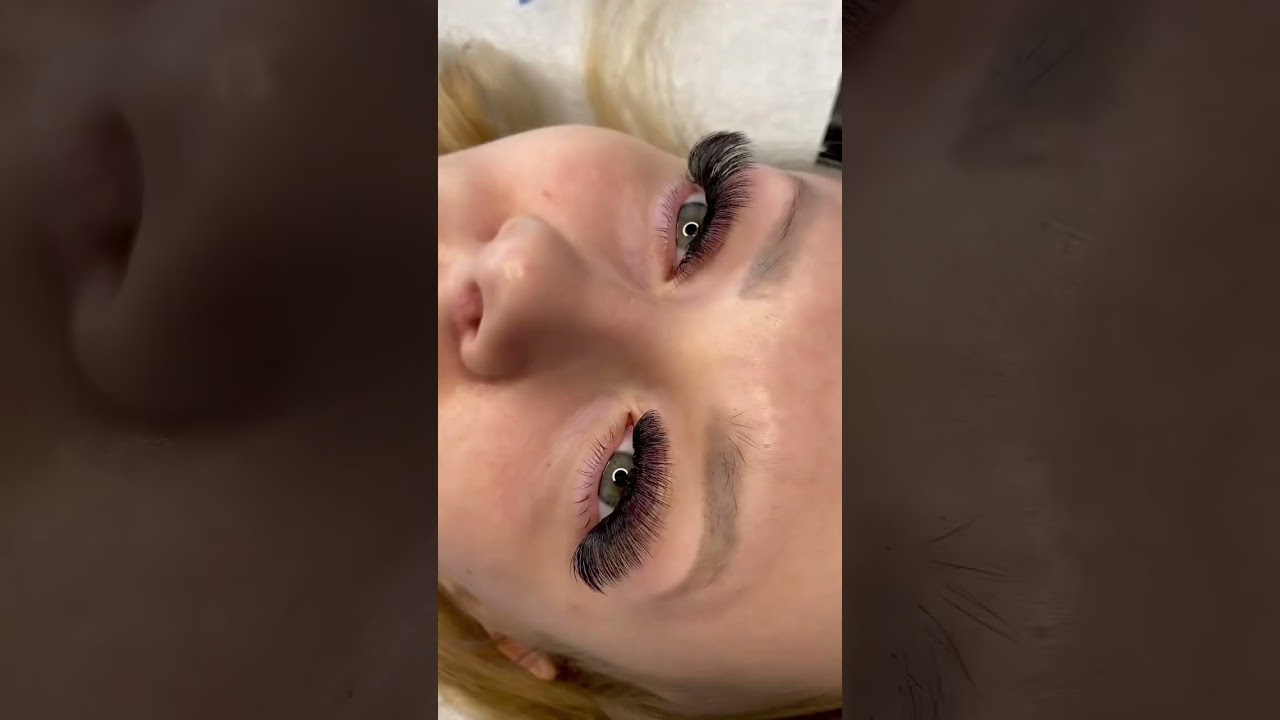 Rzęsy w wykonaniu naszej Malviny 🤩