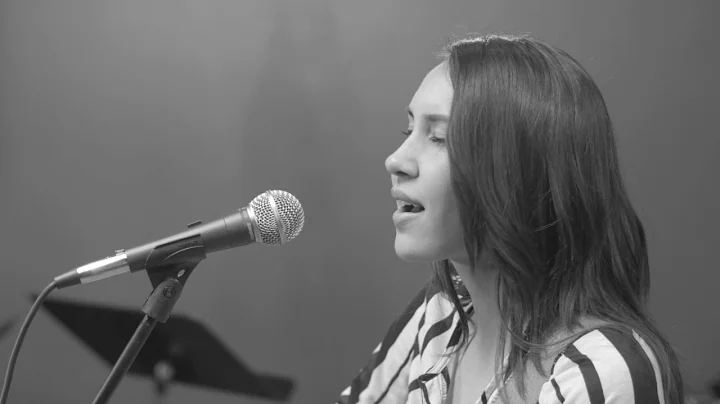Theresa Meeks - What do You Do (Live and Amplified)